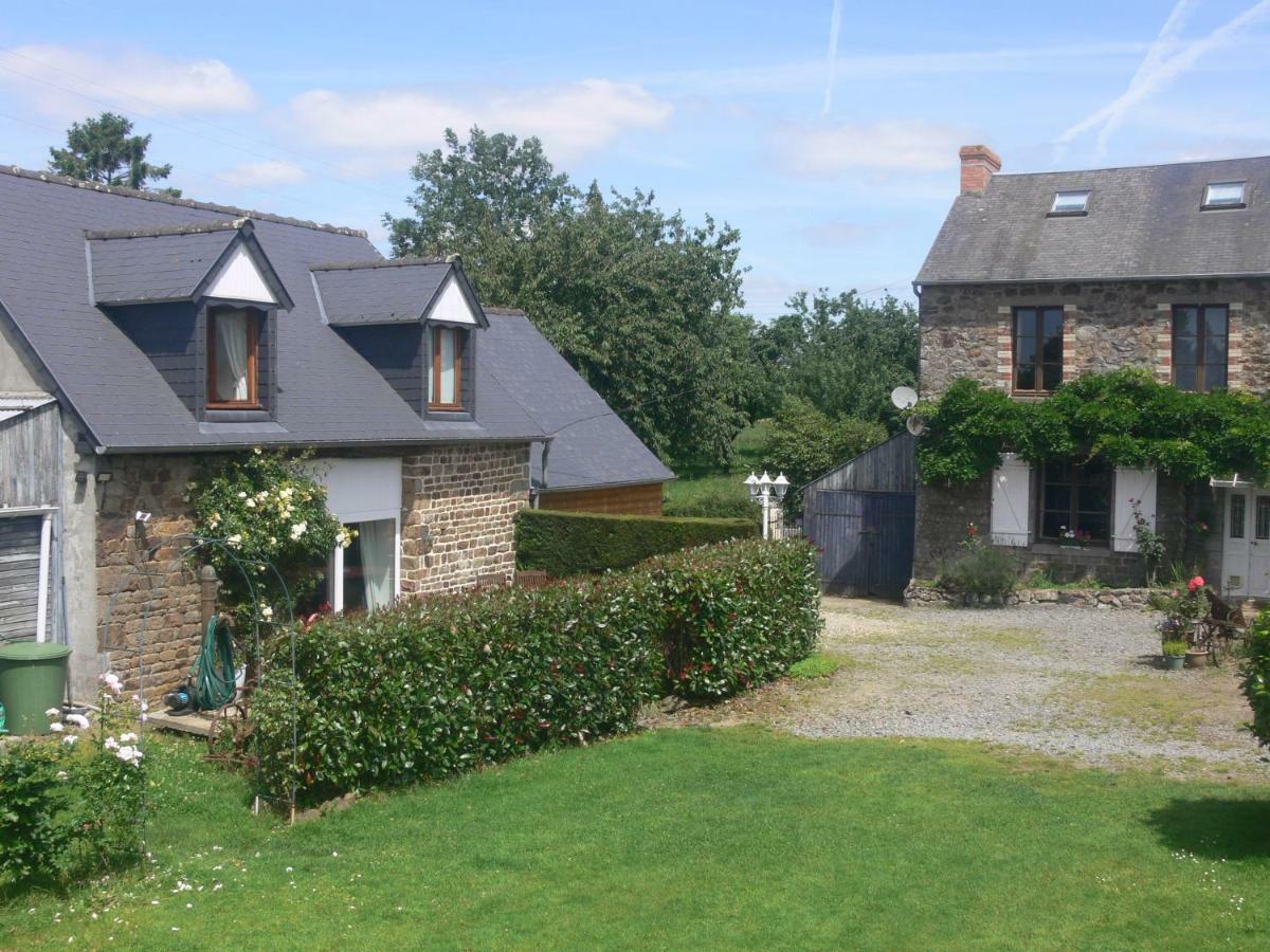 Le Jardin B&B Isigny-le-Buat Exterior photo